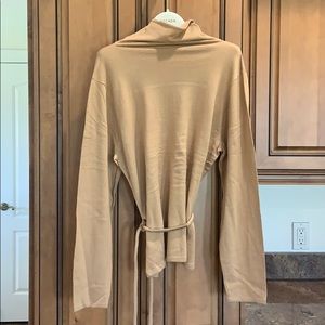 PerSe tan mock neck sweater w silver detail belt
